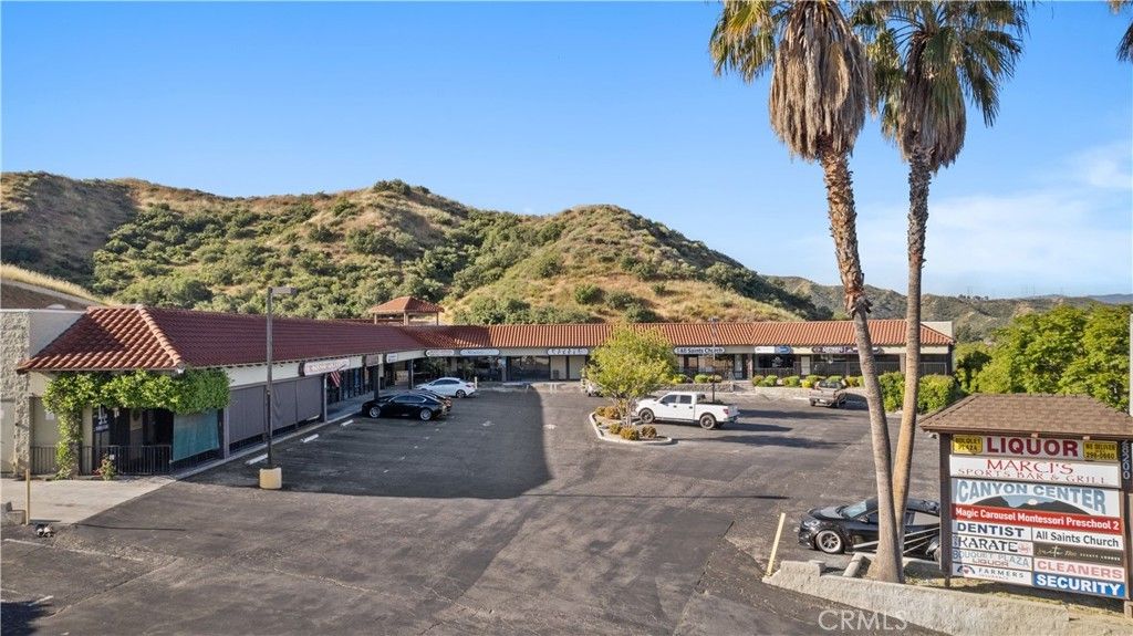 28200 Bouquet Canyon Rd, Saugus