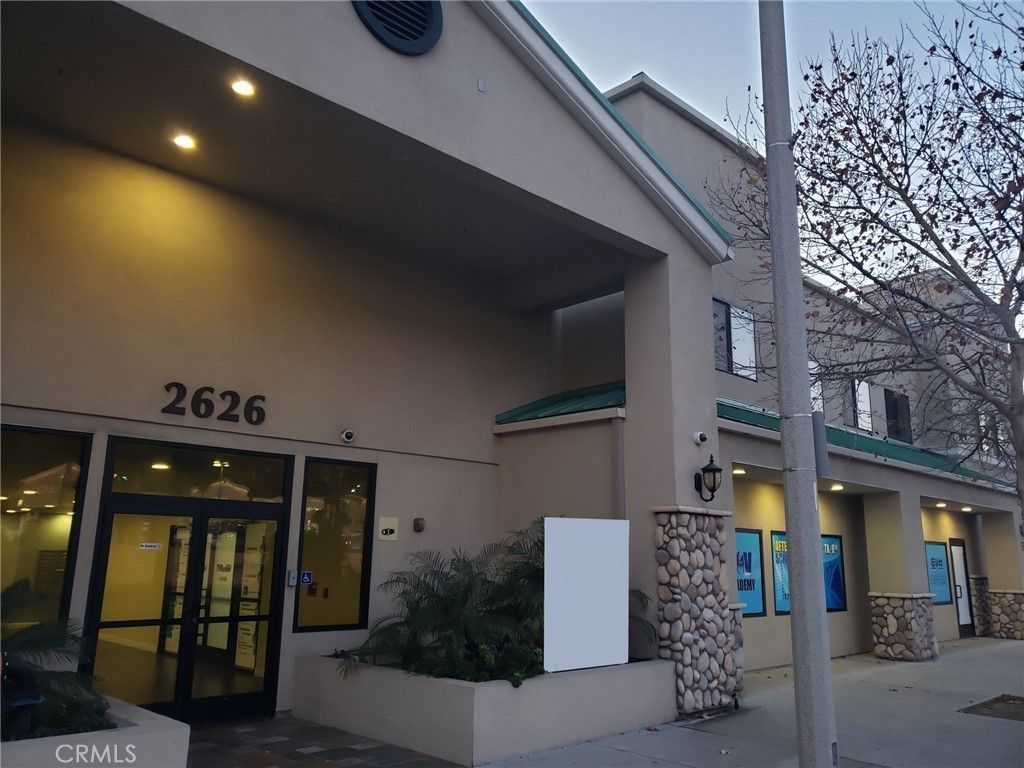 2626 Foothill Boulevard # 210, La Crescenta