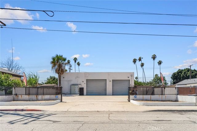 960 W 1st, Pomona