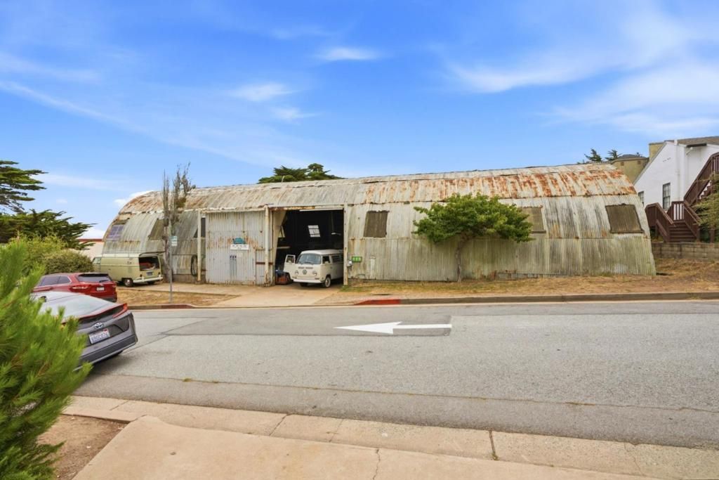 119 Dewey Avenue, Pacific Grove