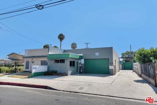 11606 Inglewood Avenue, Hawthorne