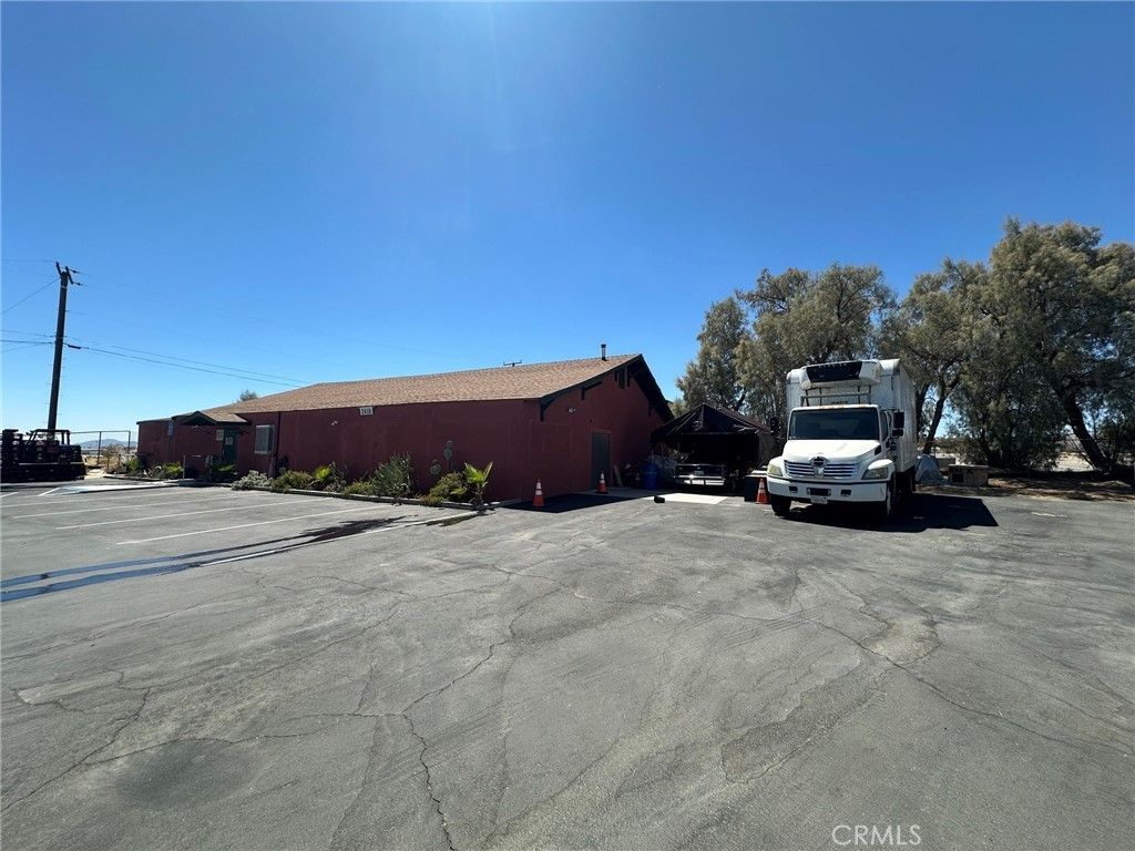 2410 Armory, Barstow