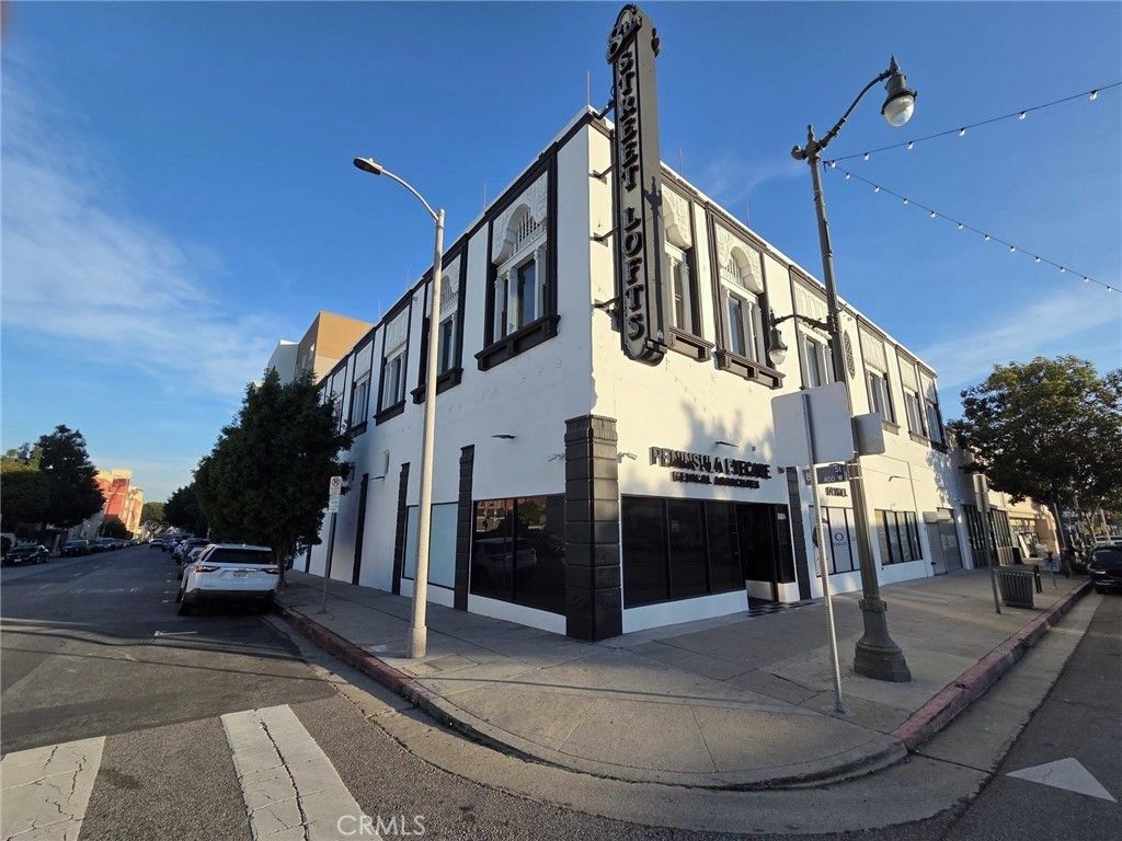 800 S. Pacific Avenue # B, San Pedro