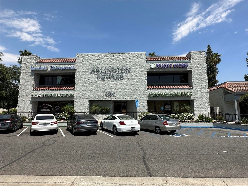 3297 Arlington Avenue # 206, Riverside