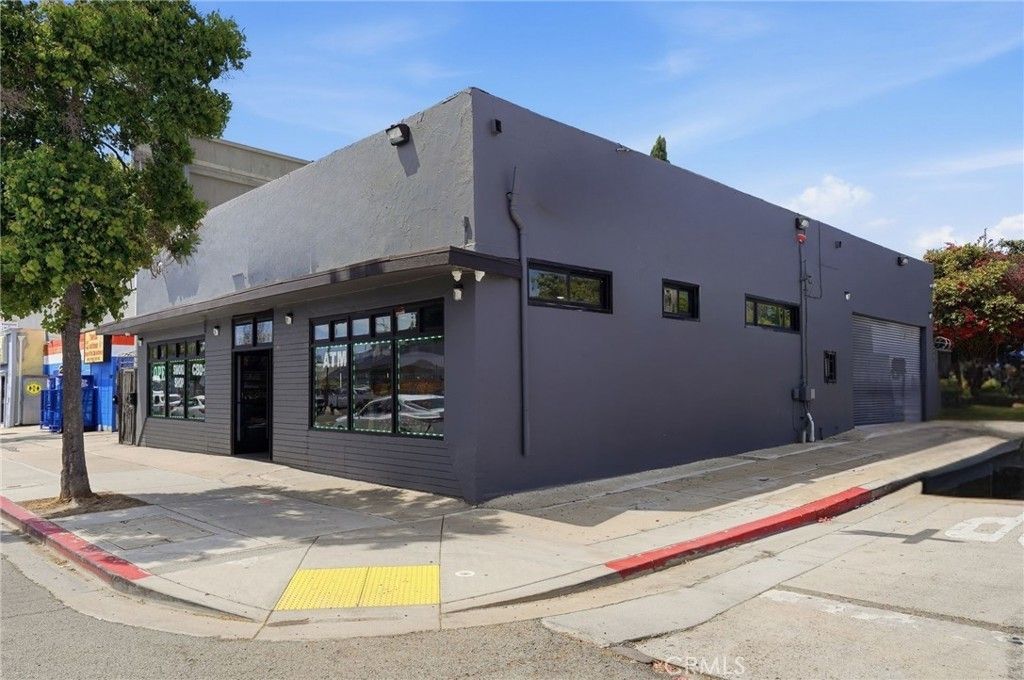 2692 Imperial, San Diego