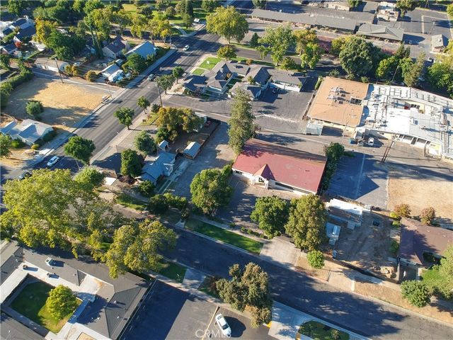 535 W 25th, Merced