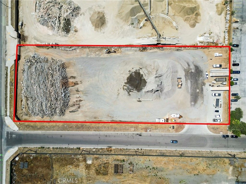 1980 Goetz Road, Perris