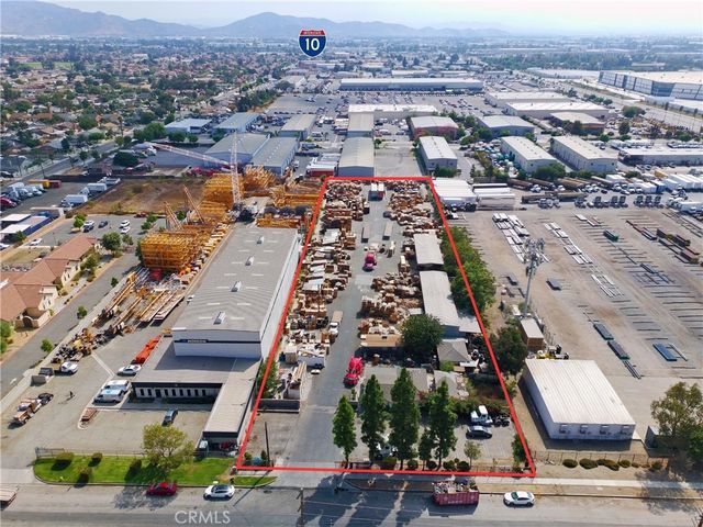 14619 Merrill, Fontana