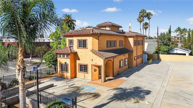 447 N Prairie Avenue, Inglewood