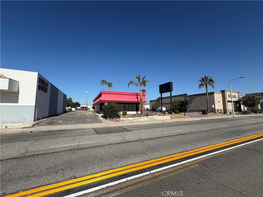 590 S E, San Bernardino