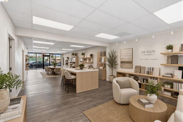 869 Woodside Way, San Mateo