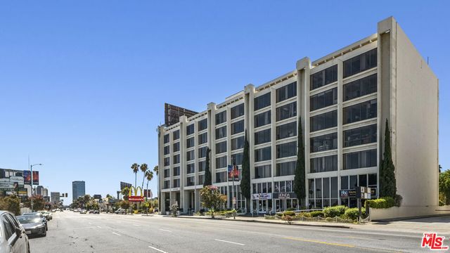 15720 Ventura Boulevard, Los Angeles