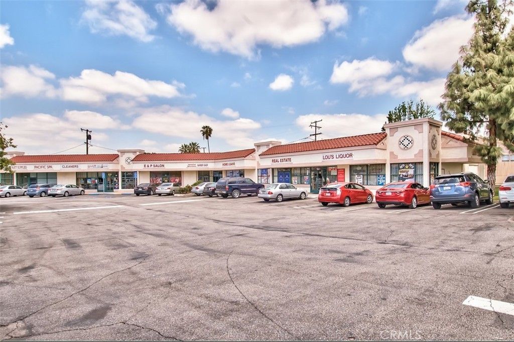 9672 1/2 Central, Montclair