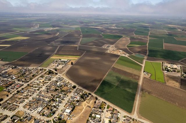 N/A, Salinas
