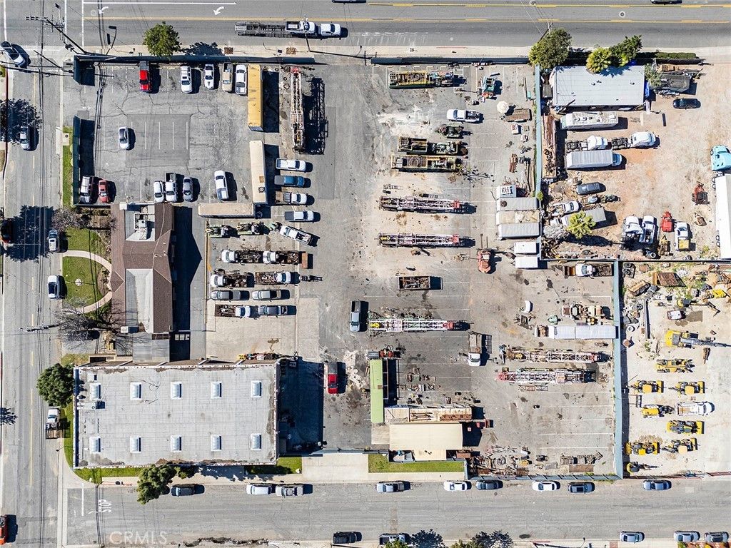 1241 E Burnett, Signal Hill