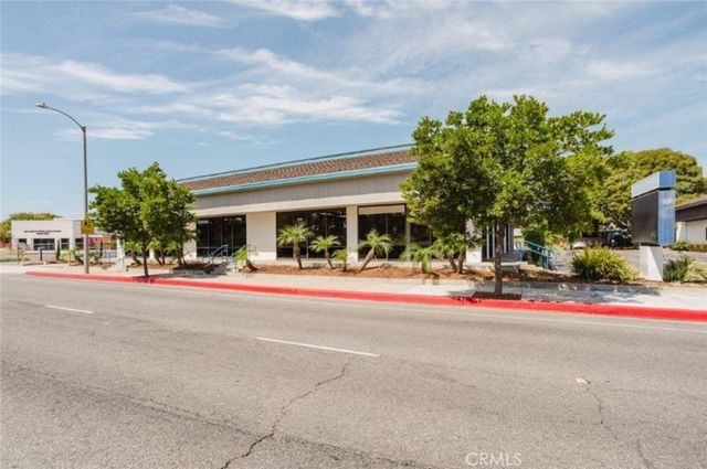 10025 Blooomfield Street, Los Angeles