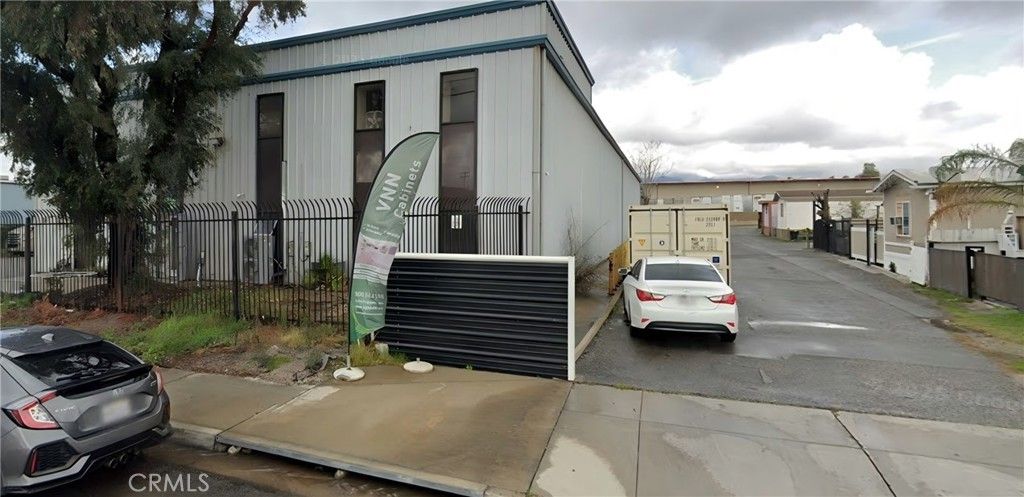 14210 Whittram, Fontana
