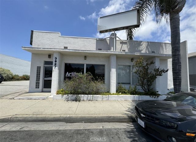 3827 W Rosecrans, Hawthorne