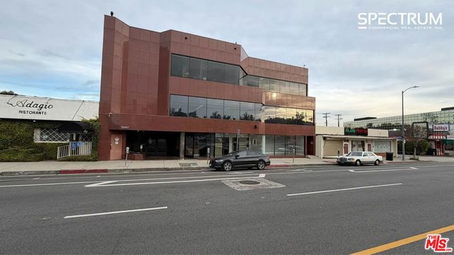 22837 Ventura Boulevard # 202, Los Angeles