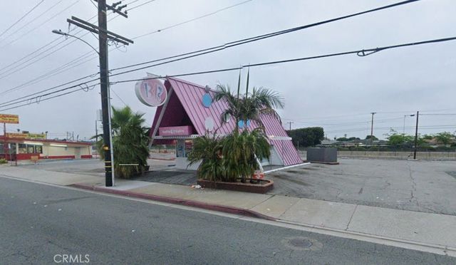 13424 Crenshaw, Gardena
