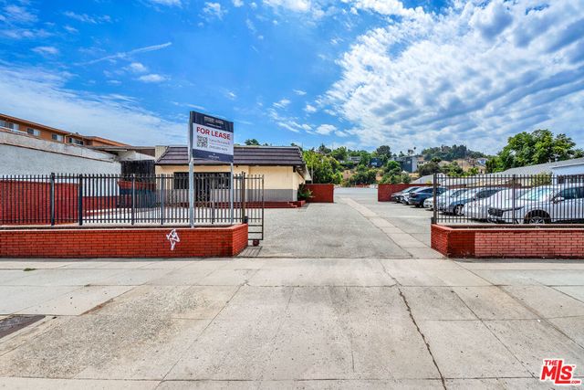 3912 Eagle Rock, Los Angeles
