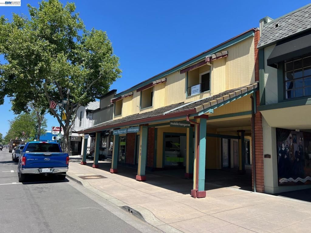 610 G Main St, Pleasanton