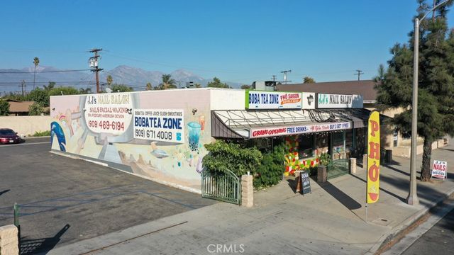 961 E Mission, Pomona