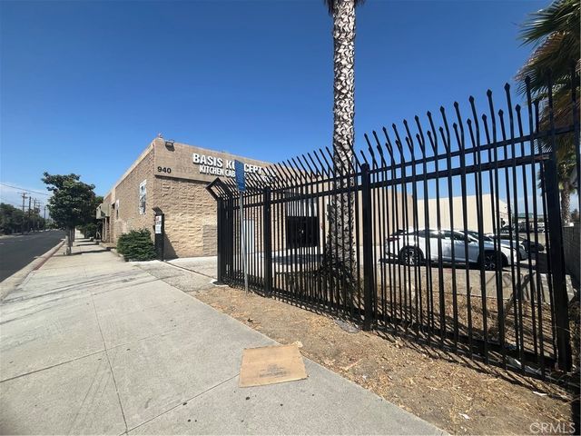 938 S Vail, Montebello