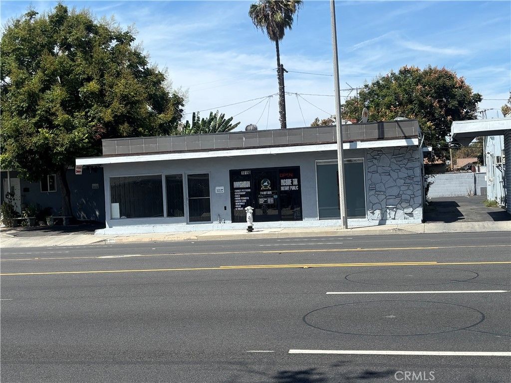 1819 W 17th, Santa Ana