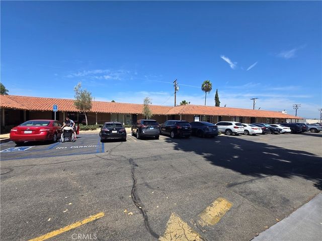 Newport Ave, Tustin