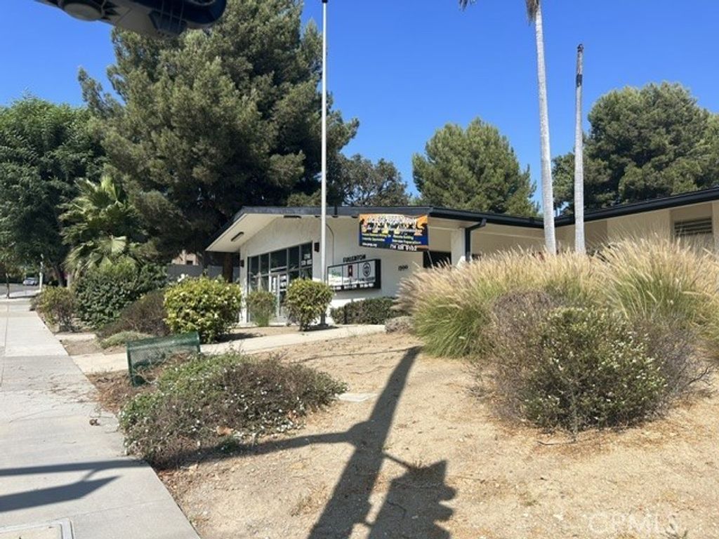 1500 N Gilbert, Fullerton