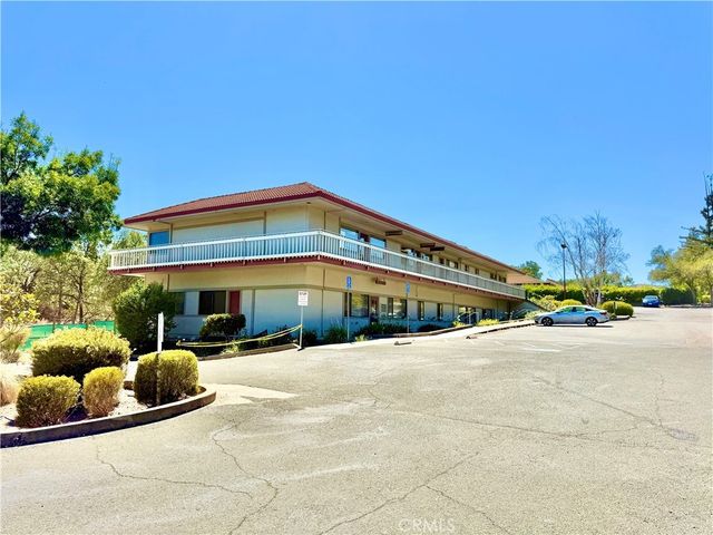 5180 Hill Rd E, Lakeport