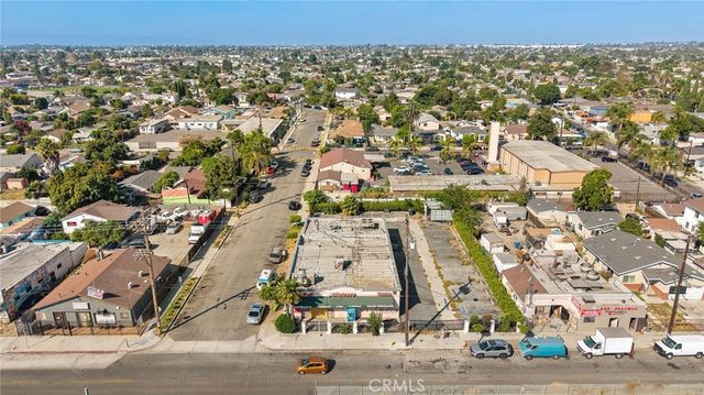 1709 N Willowbrook, Compton