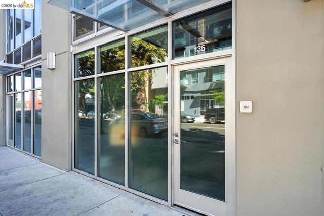 311 Oak St, Oakland