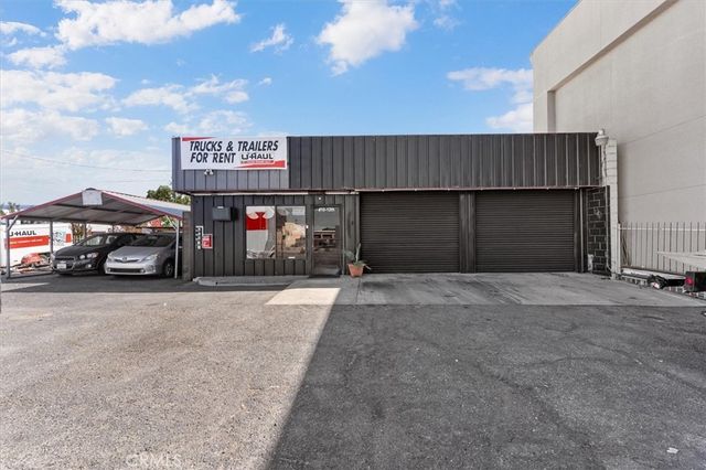 10 E 12th, Marysville