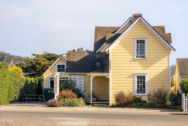 45051 Ukiah Street Street, Mendocino