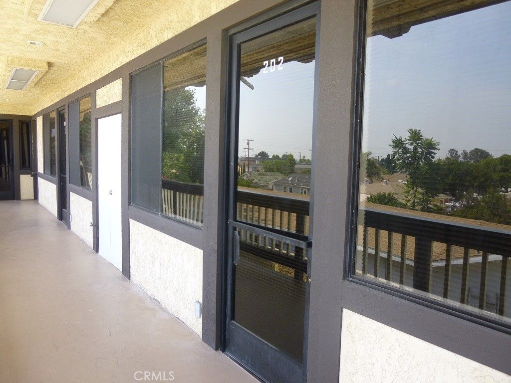 25616 Narbonne, Lomita