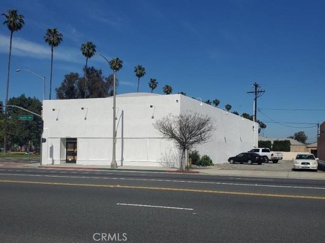 6190 Atlantic Avenue, Long Beach
