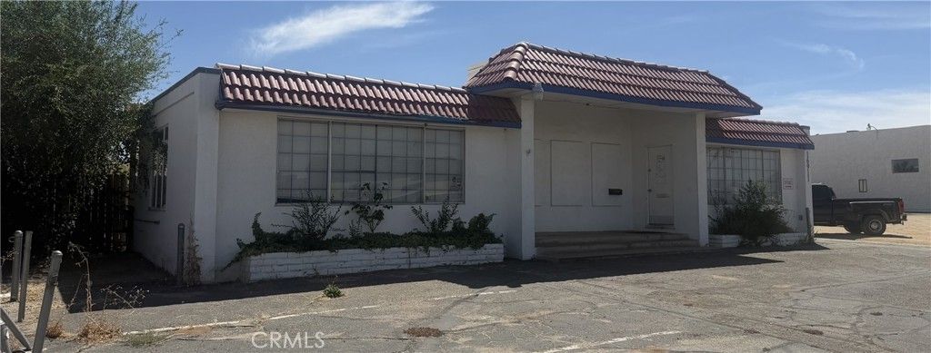 16911 Main, Hesperia