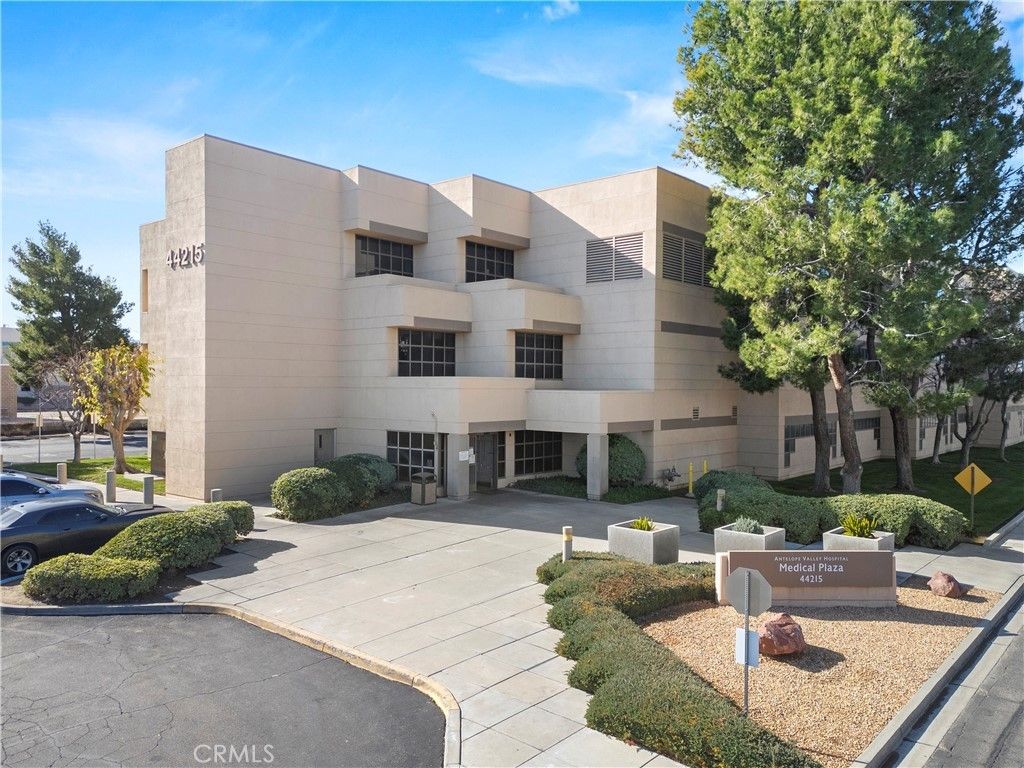 44215 15th Street W # 307, Lancaster
