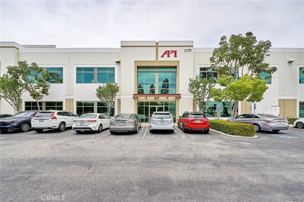 1175 Warner Avenue, Tustin