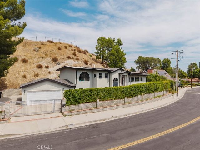 12352 Woodley Avenue, Granada Hills