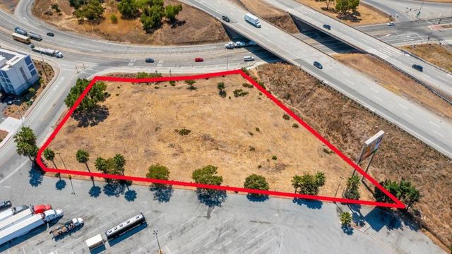 5980 Travel Park Circle, Gilroy