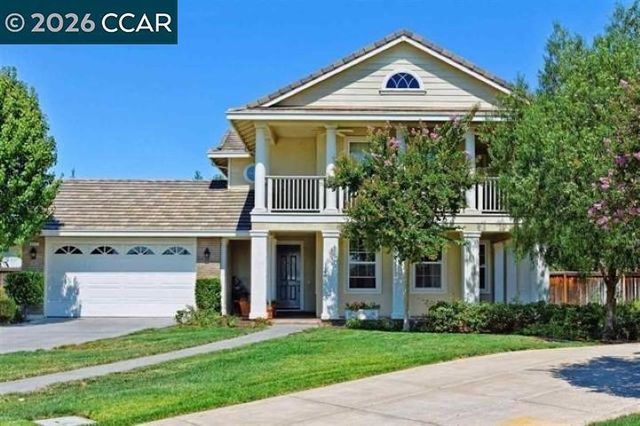 2377 Boulder St, Brentwood