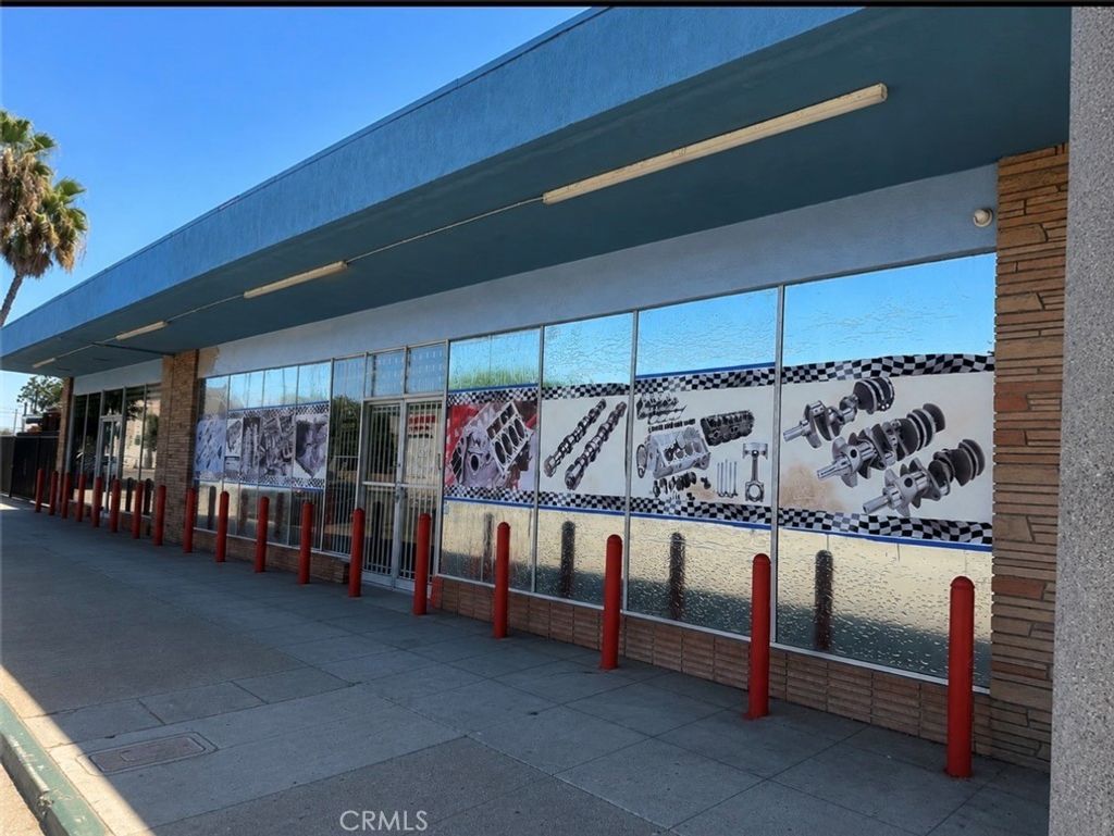 840 E 2nd, Pomona