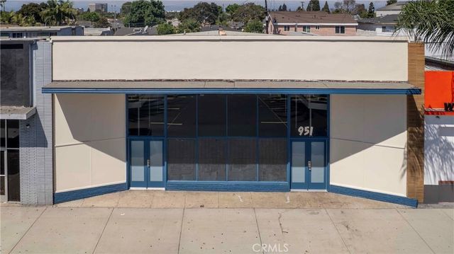 951 S La Brea, Inglewood