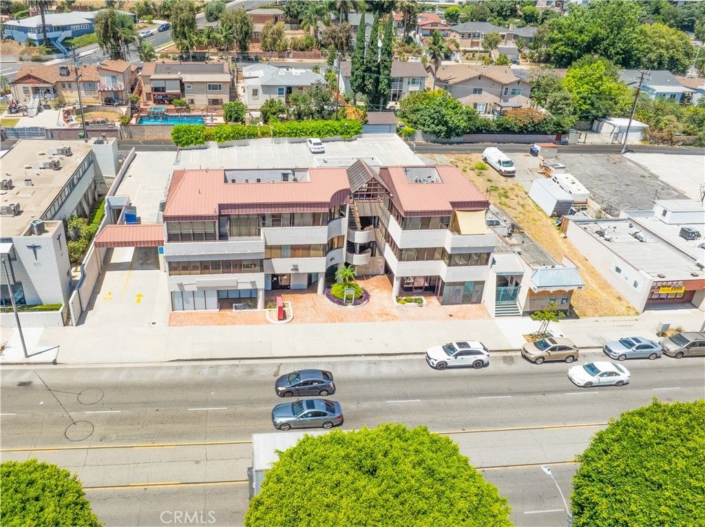 809 S Atlantic, Monterey Park