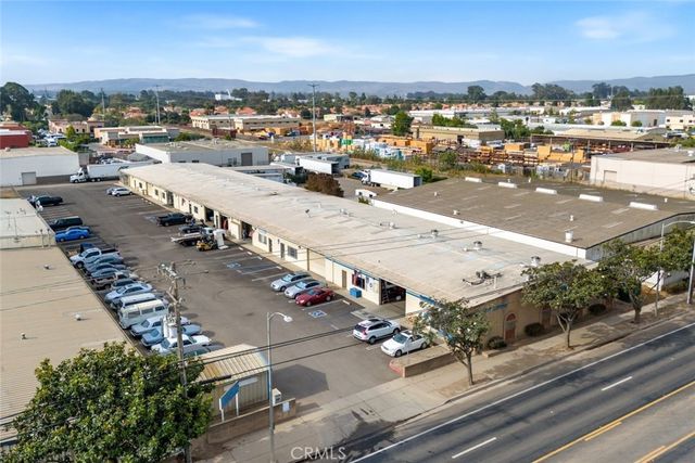 722 W Betteravia # B, Santa Maria
