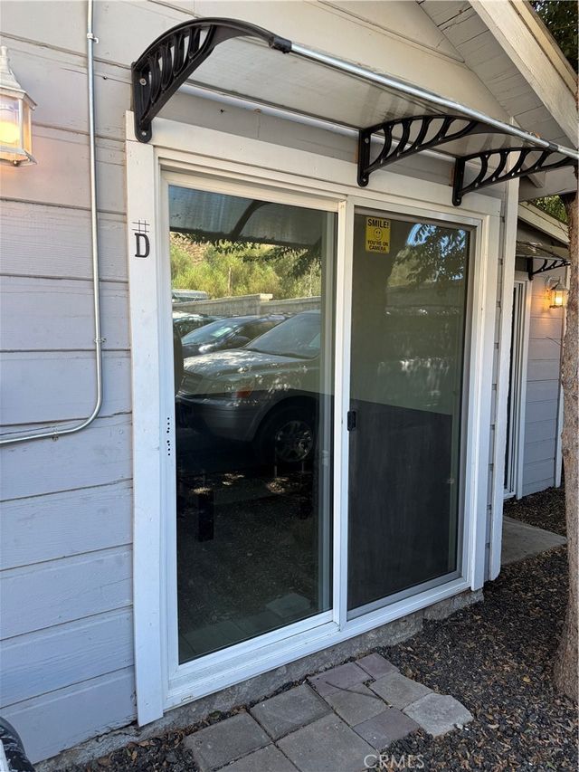17035 Sierra Highway # D, Canyon Country