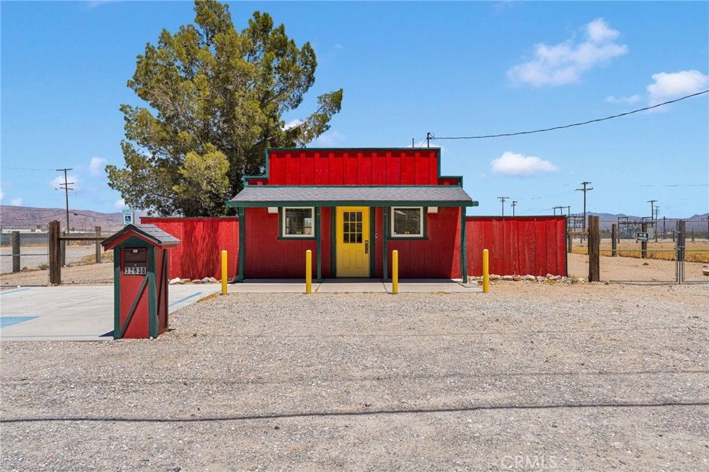 32838 Old Woman Springs, Lucerne Valley